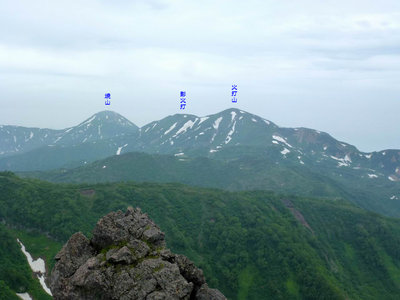 P1060009.JPG (237.58 KiB) 閲覧された回数 2997 回 妙高山から火打山・影火打、焼山を望む
