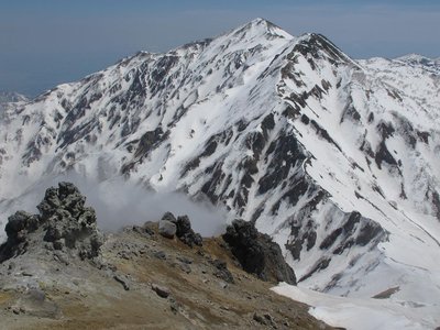中央に見える沢をピストンしたよ～ん