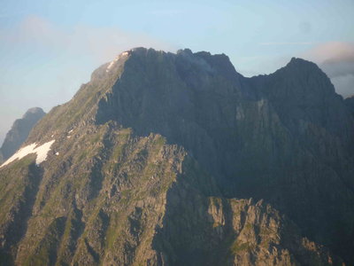 02大キレット(1).JPG (390.85 KiB) 閲覧された回数 3580 回 大キレット