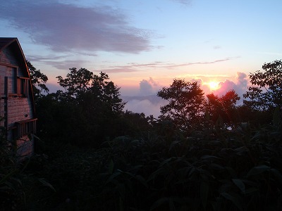 奥長倉小屋の夕景