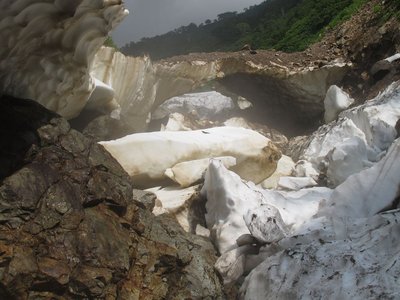 IMG_3063-s.JPG (155.83 KiB) 閲覧された回数 3467 回 考えて登らないとドロまみれ