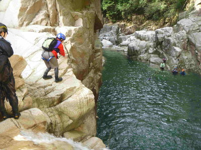 一番のアトラクションは天狗滝跳びこみ