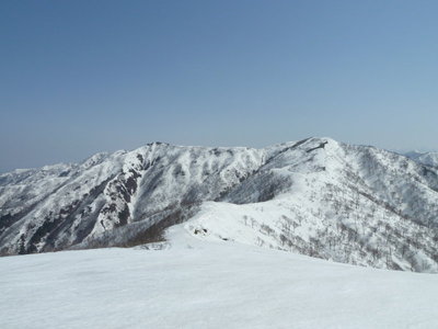 大河内山への稜線
