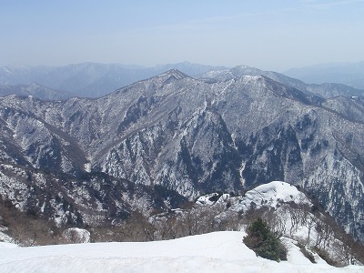 蕎麦粒山から天狗~黒津方面