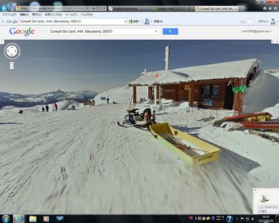 これがＮＺおやじの小屋ですな、奥のオベリスクが気になるなあ～