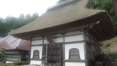 西明禅寺、茅葺きの本堂