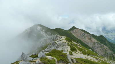 百間ナギ方面を望む