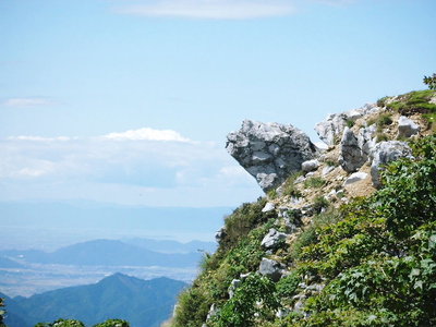 天狗の鼻2.JPG (141.96 KiB) 閲覧された回数 10325 回 ●天狗の鼻、天狗になって人それぞれだよな。天狗になることで人は進歩するのカモ。