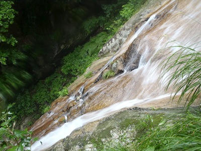 渡ってきたバンドがわかるかな?