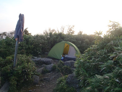 1.テント設営.JPG (168.22 KiB) 閲覧された回数 4005 回 テント設営