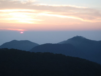 1.御来光.JPG (71.69 KiB) 閲覧された回数 3995 回 御来光