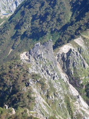 麦草岳から牙岩