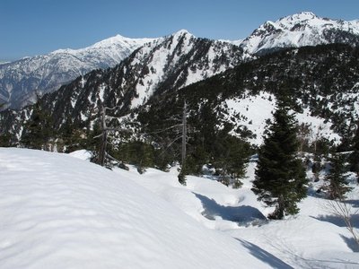 右から焼、白谷、笠そして大木場ノ辻