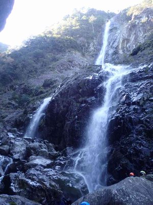 P4230087.jpg (86.49 KiB) 閲覧された回数 4316 回 小木森滝