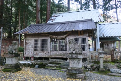 小津の白山神社