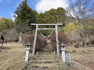 IMG_0289.JPG (5.21 MiB) 閲覧された回数 3727 回 局ヶ岳神社