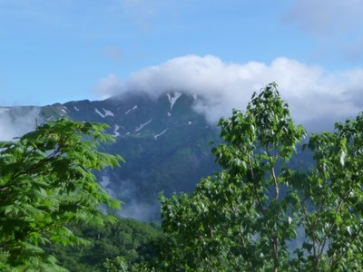 銚子ヶ岳から見た別山　