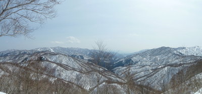 3月の新穂谷山から姉川源流方向を望む